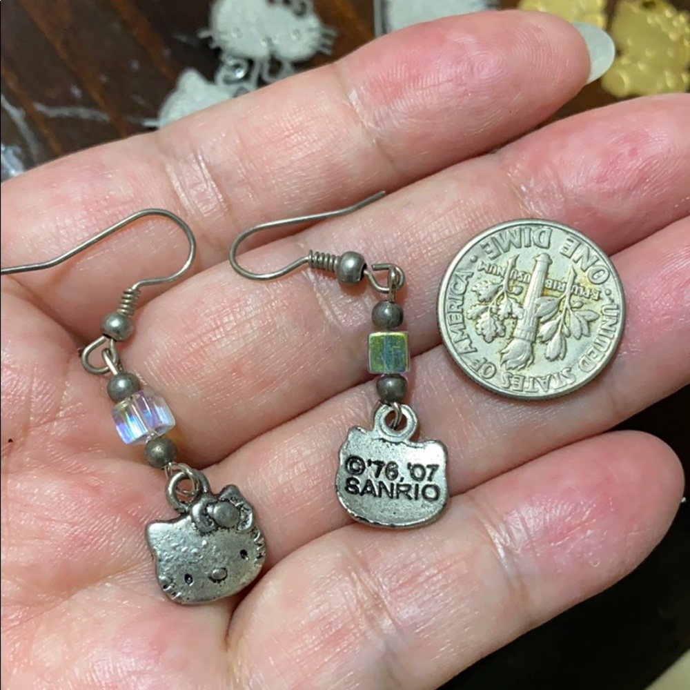Hello Kitty 7 Pairs Earring Bundle - image 6